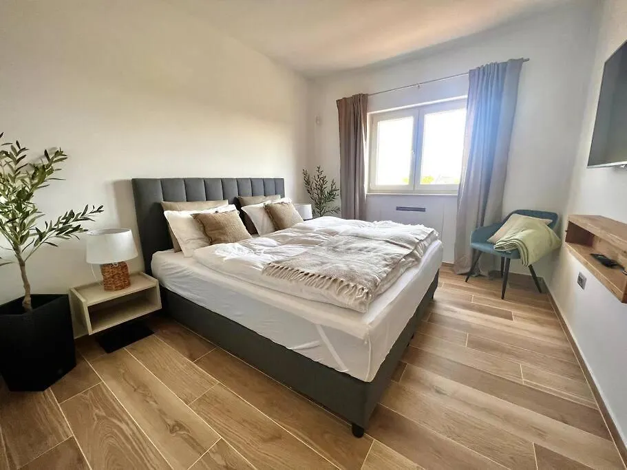 Villa Stara Skola Porec 0*,