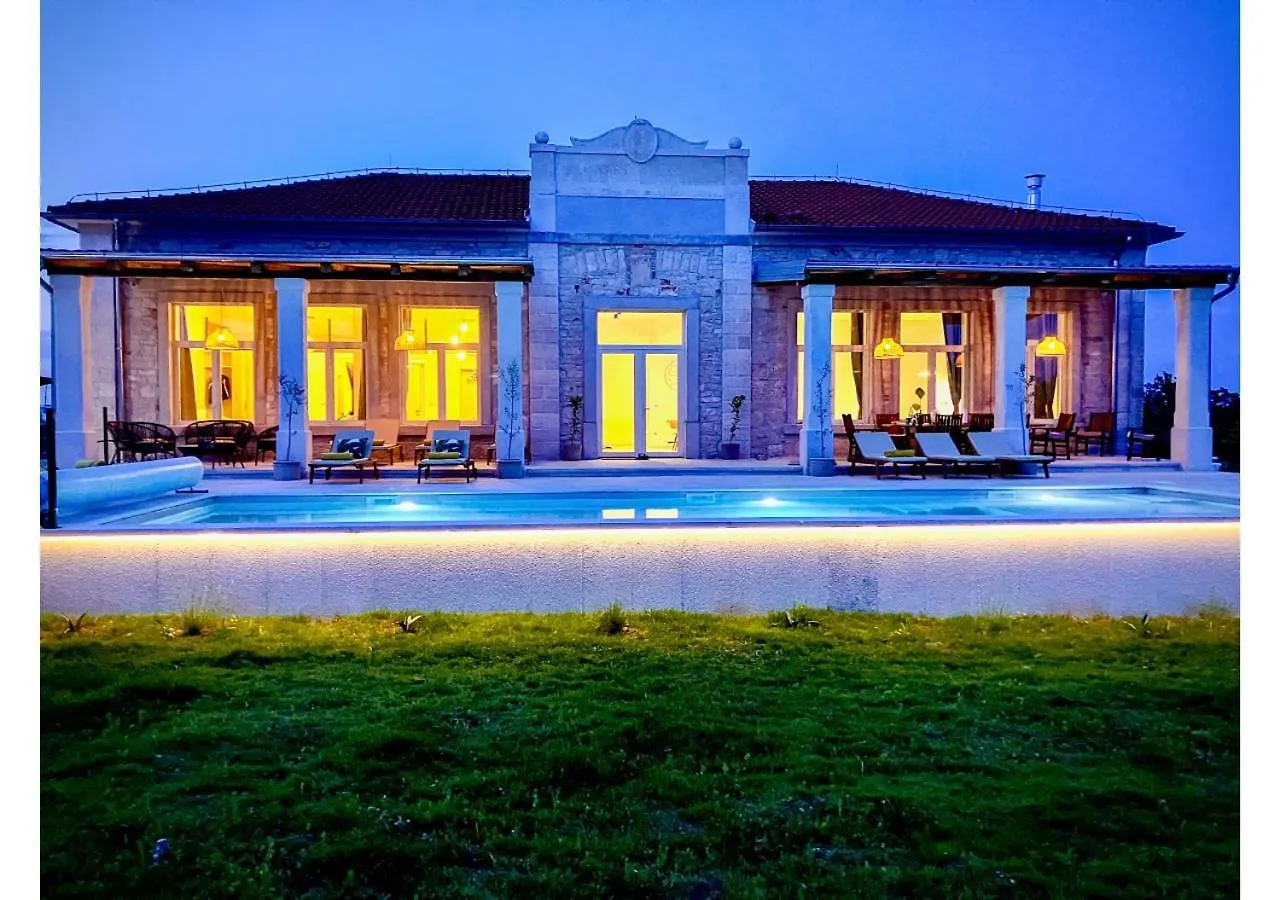 Villa Stara Skola Porec Croatia
